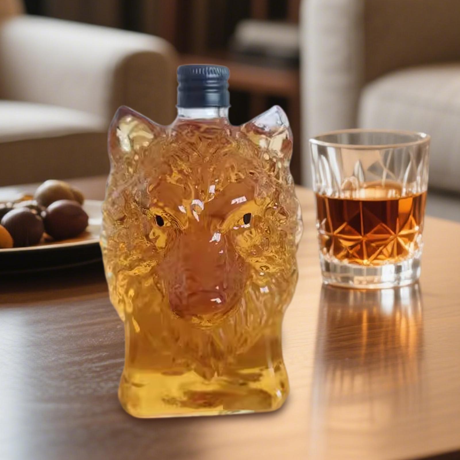 Whiskey Bottle Wolf Shape Wine - огляд і ціна Vintage Collectible Bottles
